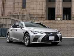 Lexus LS получил продвинутый автопилот