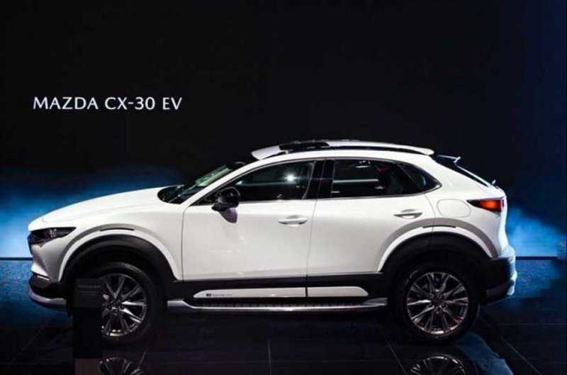 Mazda превратила CX-30 в электромобиль