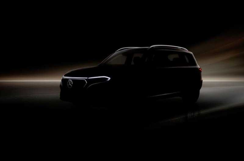 Mercedes-Benz показал тизер электрического кроссовера EQB