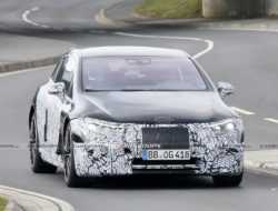 Mercedes-Benz вывел на тесты AMG-версию электрокара EQS