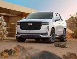 Названы сроки появления в России новых Cadillac Escalade и Chevrolet Tahoe