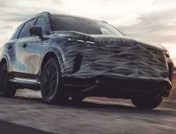 Новейший Infiniti QX60 готовится к премьере