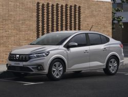 Новые Renault Logan и Sandero Stepway провалили краш-тесты Euro NCAP