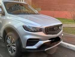 Новый Geely Atlas Pro сфотографировали в России