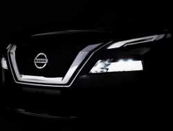 Новый Nissan X-Trail: первое видео и дата премьеры