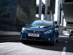 Новый Peugeot 308 получит аналоговые приборы вместо цифровых