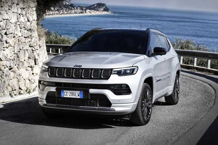 Обновленный Jeep Compass: в чем сила, брат?