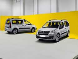 Opel раскрыл цены пассажирского фургона Combo российской сборки