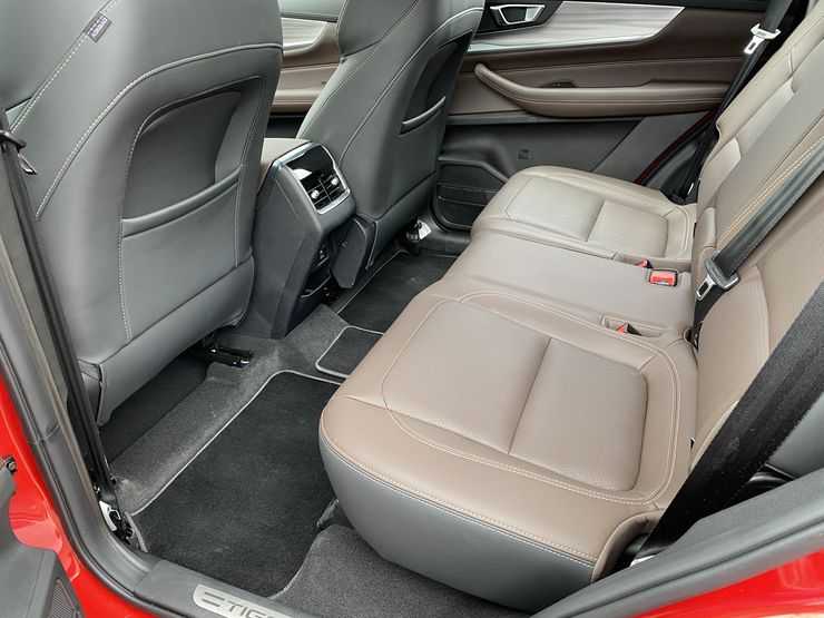 От печали до радости: тест-драйв Chery Tiggo 8 Pro