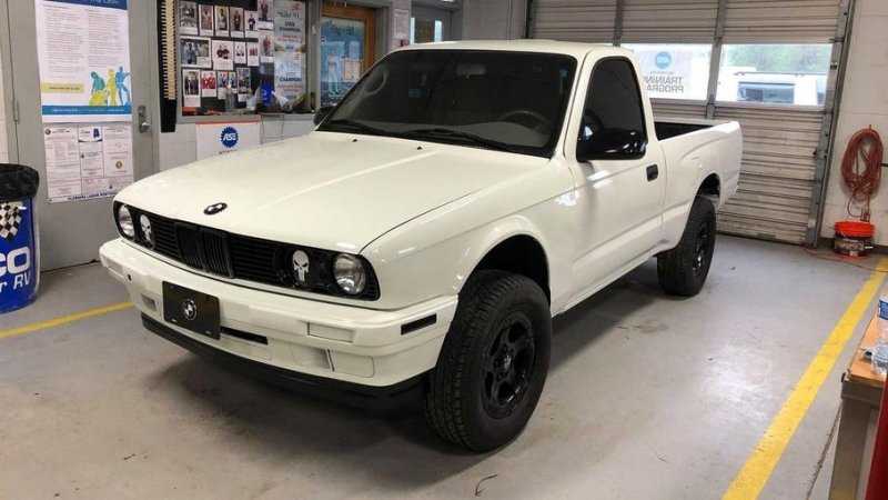 Пикапу Toyota Tacoma пересадили «лицо» от старой BMW 3-Series