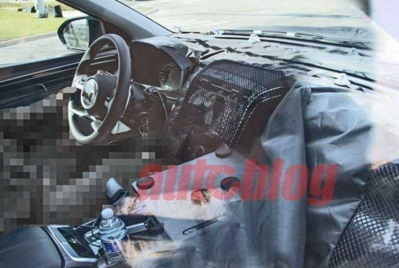 Появились фотографии салона первого серийного пикапа Hyundai