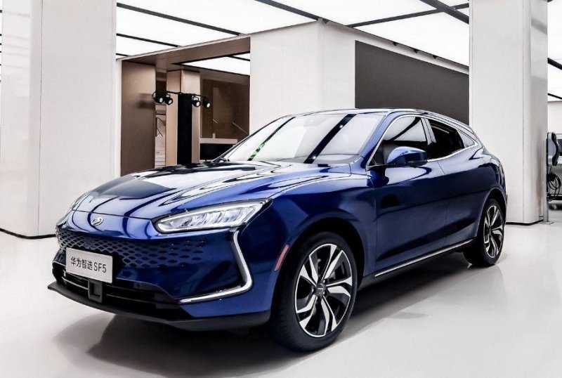 Представлен гибридный кроссовер Huawei