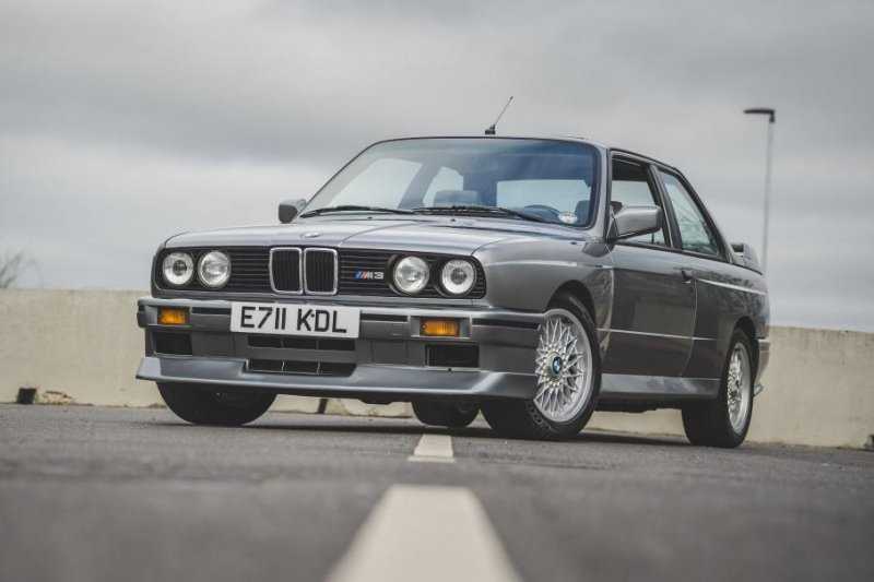 Редчайшую спецверсию 32-летнего BMW M3 оценивают на торгах в 5,8 миллиона рублей