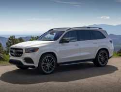 Российским Mercedes-Benz потребовалась замена приборной панели