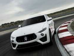 Самый мощный Maserati Levante добрался до России: известны цены