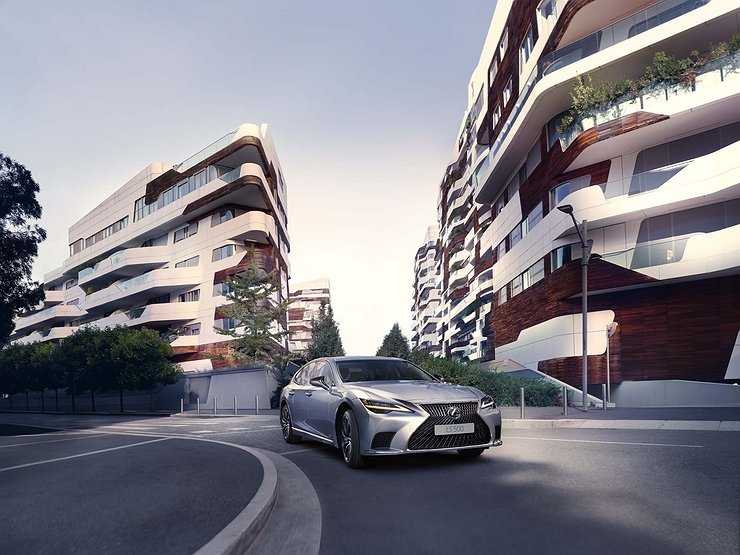 Стартовал прием заказов на обновленный Lexus LS