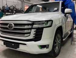 Toyota Land Cruiser 300 впервые показали без камуфляжа