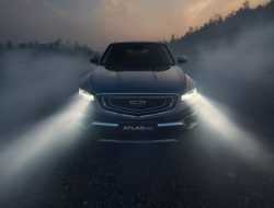 Уточнены сроки появления Geely Atlas Pro в России