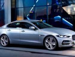 В России перестали продавать самую доступную модель Jaguar