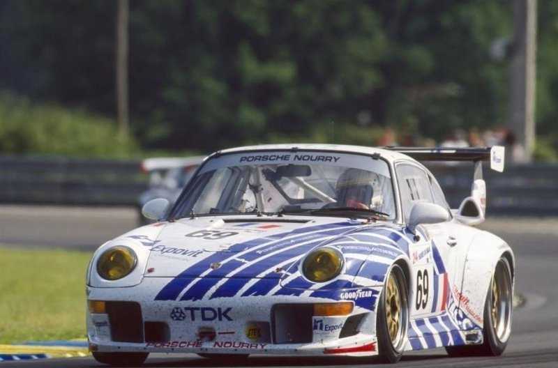 Во Франции продают очень редкий гоночный Porsche 90-х годов