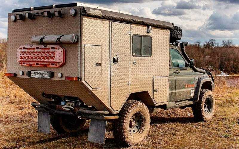 
            УАЗ &laquo;Патриот&raquo; превратили в дом на колесах. Фото
        