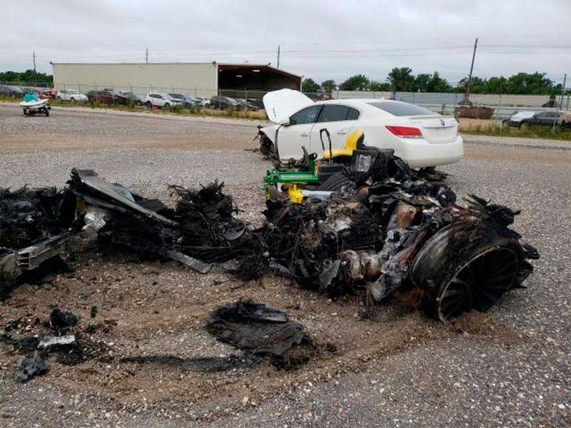 
            Сгоревший McLaren GT продадут на аукционе
        