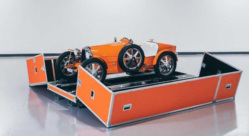 
            Детский автомобиль Bugatti за $71 тыс. пополнил автопарк аэропорта Дубая
        