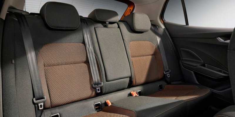 Новая Skoda Fabia: турбомоторы, сенсорные экраны и «умные» функции