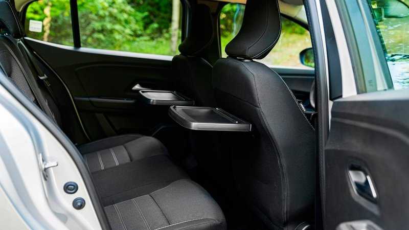 Renault представил преемника Logan. Фото