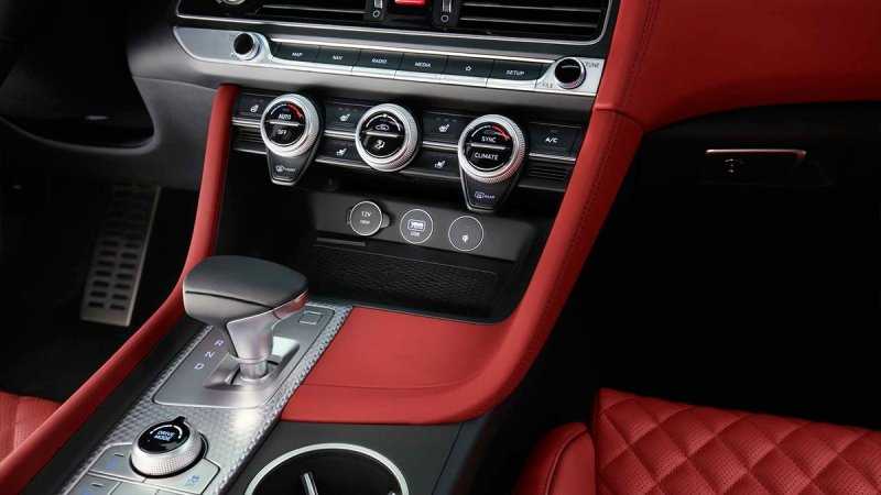 
            Genesis рассекретил свой первый универсал
        