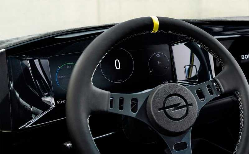 
            Opel возродил купе Manta из 70-х в виде электрокара с &laquo;механикой&raquo;
        