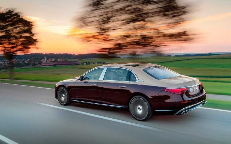 
            Новый Mercedes-Maybach S-Class получил мотор V12
        