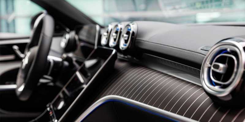 
            Mercedes назвал российскую стоимость нового C-Class
        