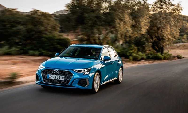 
            Audi раскрыла полный прайс-лист на новую A3 в России
        