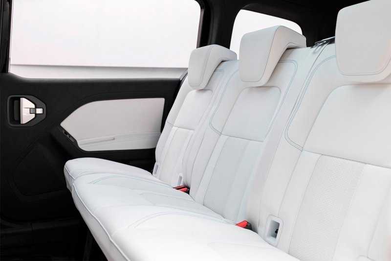 Mercedes-Benz представил электрический компактвэн EQT