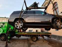 В Москве с начала года эвакуировали около 700 машин без номеров