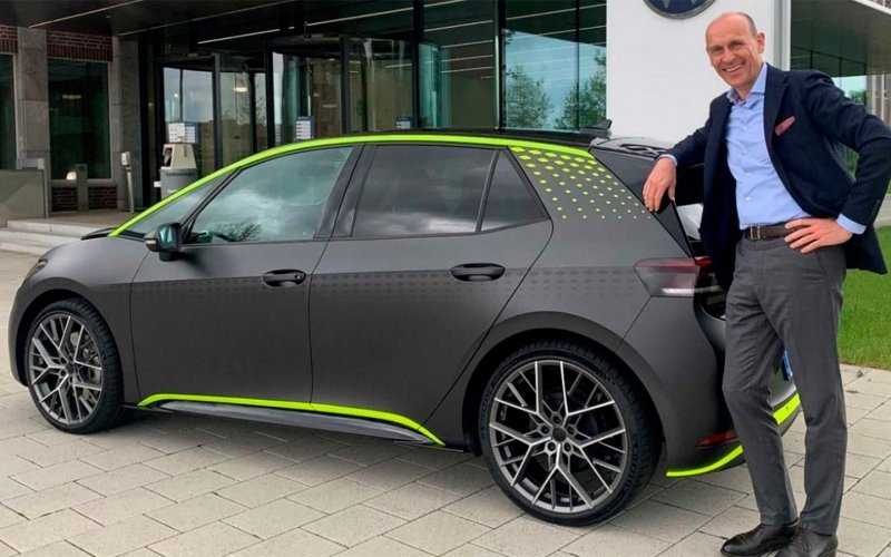 
            Volkswagen выпустил самую мощную и быструю версию хэтчбека ID.3
        