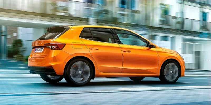 Новая Skoda Fabia: турбомоторы, сенсорные экраны и «умные» функции