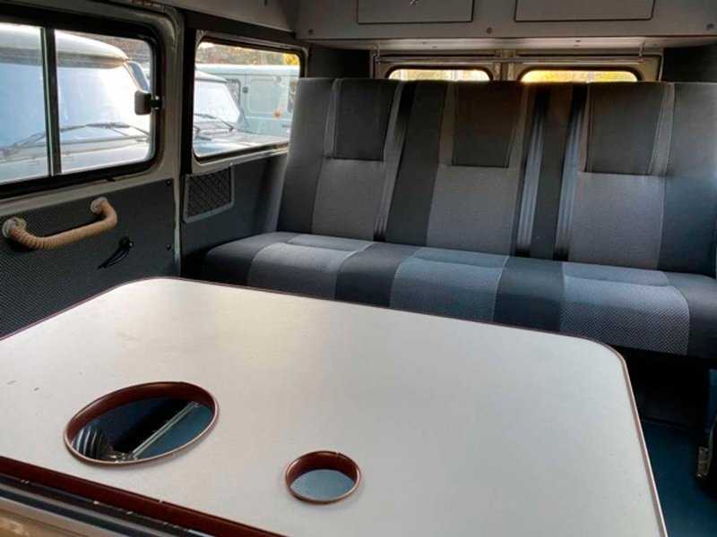 
            В Берлине выставили на продажу сверхкомфортную &laquo;Буханку&raquo; за ₽3,1 млн
        