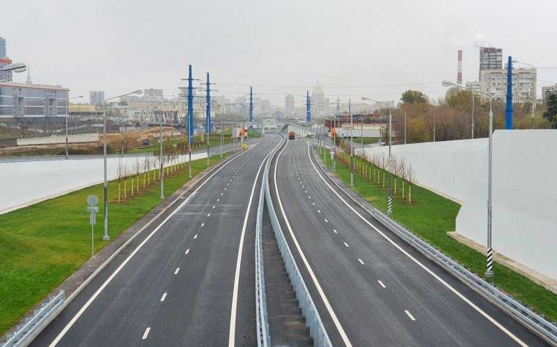 Власти рассказали, почему нельзя останавливаться на магистралях