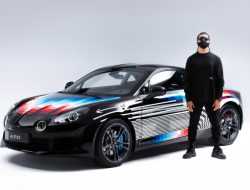 Аргентинский уличный художник превратил купе Alpine в арт-кар