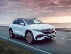 Кроссовер Mercedes EQA получил дополнительный мотор и полный привод