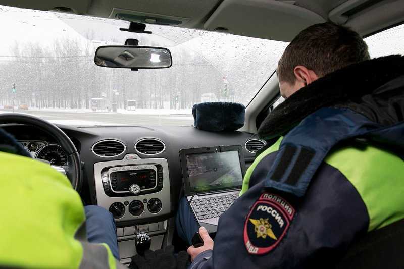 
            Новый повод лишиться прав весной: ГИБДД запустила систему &laquo;Пит-Стоп&raquo;
        