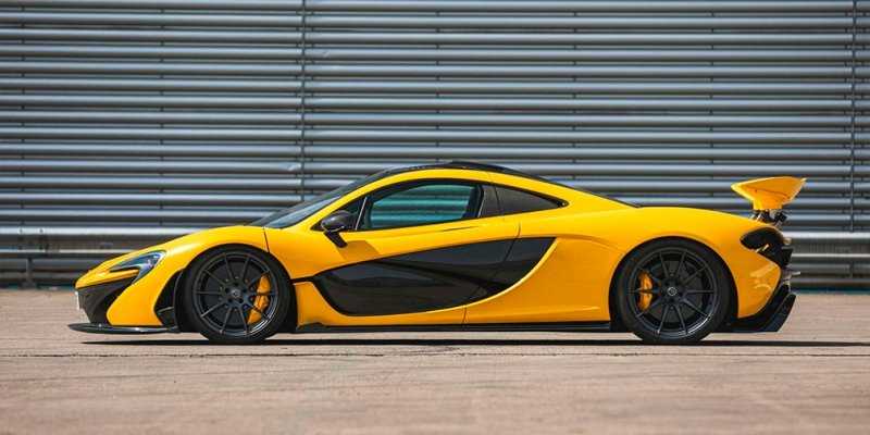 Первый экземпляр знаменитого супергибрида McLaren P1 продадут на аукционе