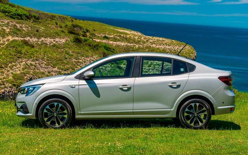 Renault представил преемника Logan. Фото