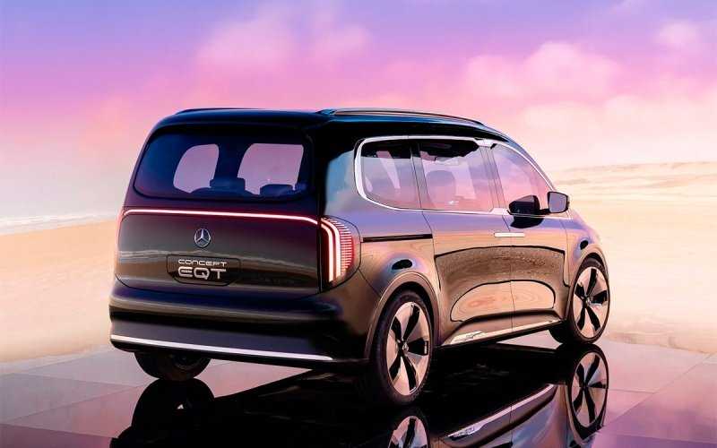 Mercedes-Benz представил электрический компактвэн EQT
