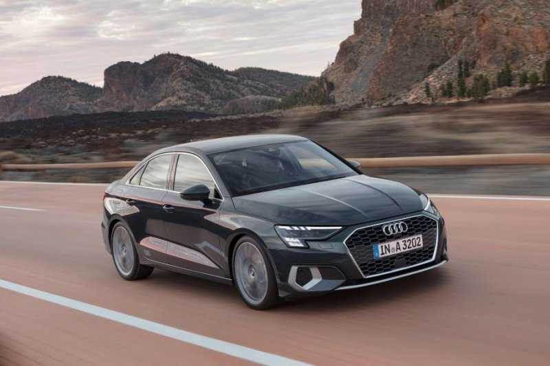 Audi раскрыла подробности комплектаций российских A3 Sedan и Sportback