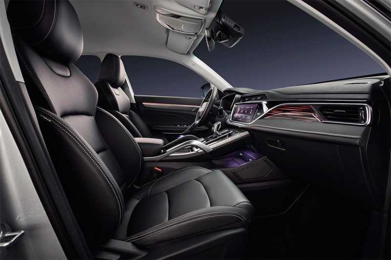 
            Geely анонсировала новый кроссовер для России
        