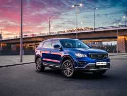 Geely анонсировала новый кроссовер для России
