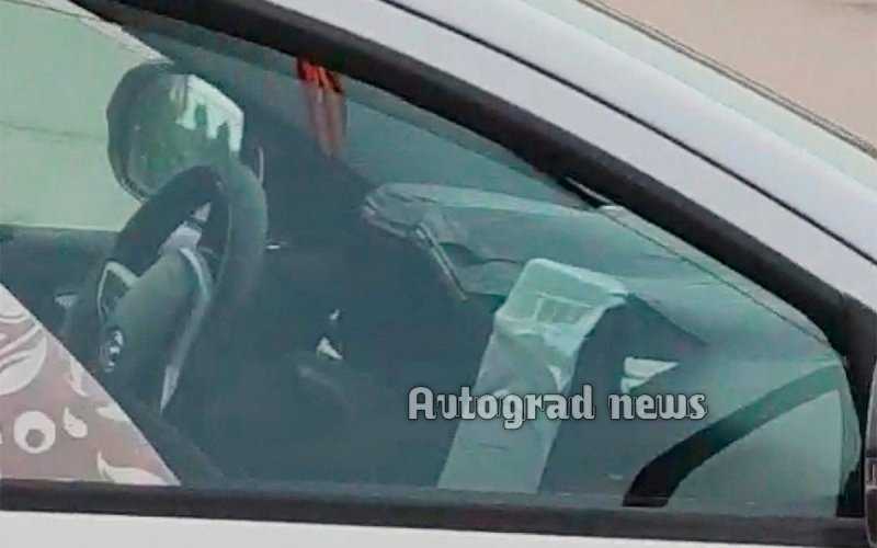Фотошпионам удалось заснять салон обновленной Lada Vesta